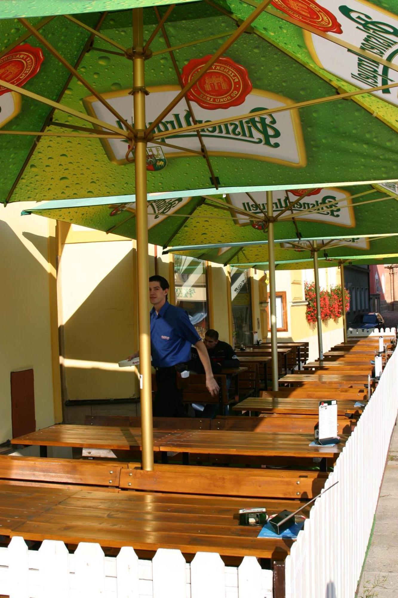 Hotel Praha 布劳莫夫 外观 照片